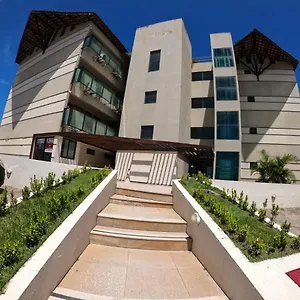 https://manawa-flat-b13.portodegalinhashotels.com